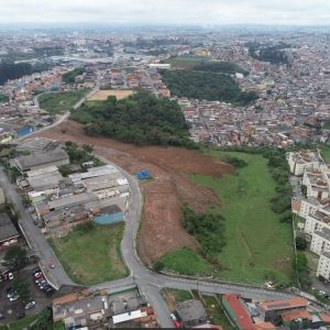 Vista de cima do terreno