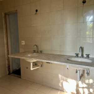 Pias banheiro suíte